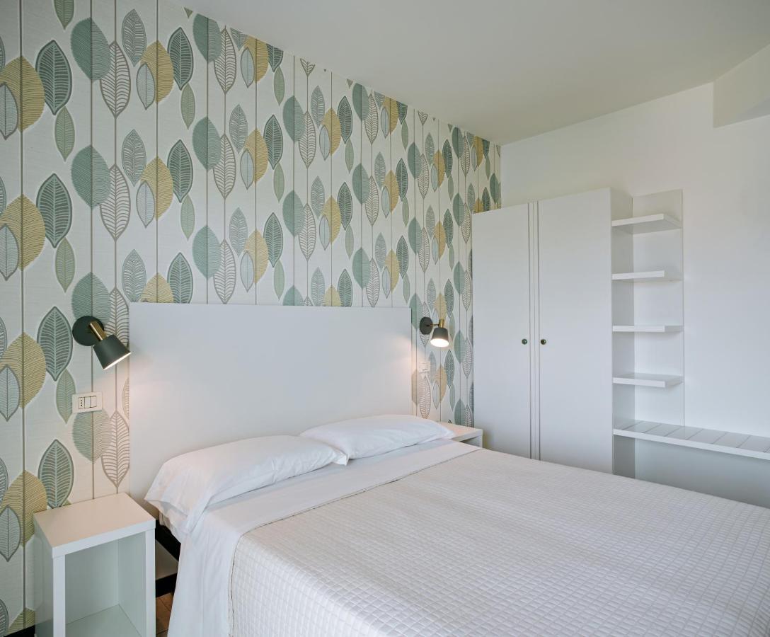 Solemare Hotel E Residence 미사노아드리아티코 외부 사진