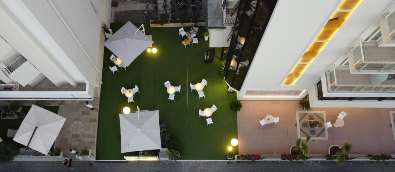 Solemare Hotel E Residence 미사노아드리아티코 외부 사진