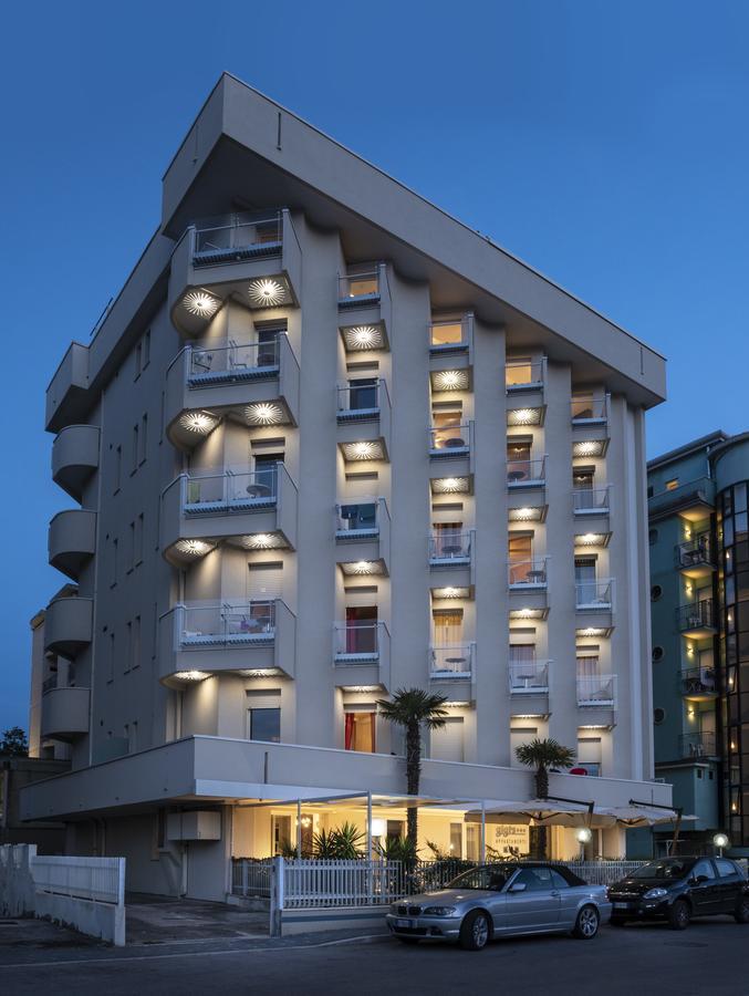 Solemare Hotel E Residence 미사노아드리아티코 외부 사진